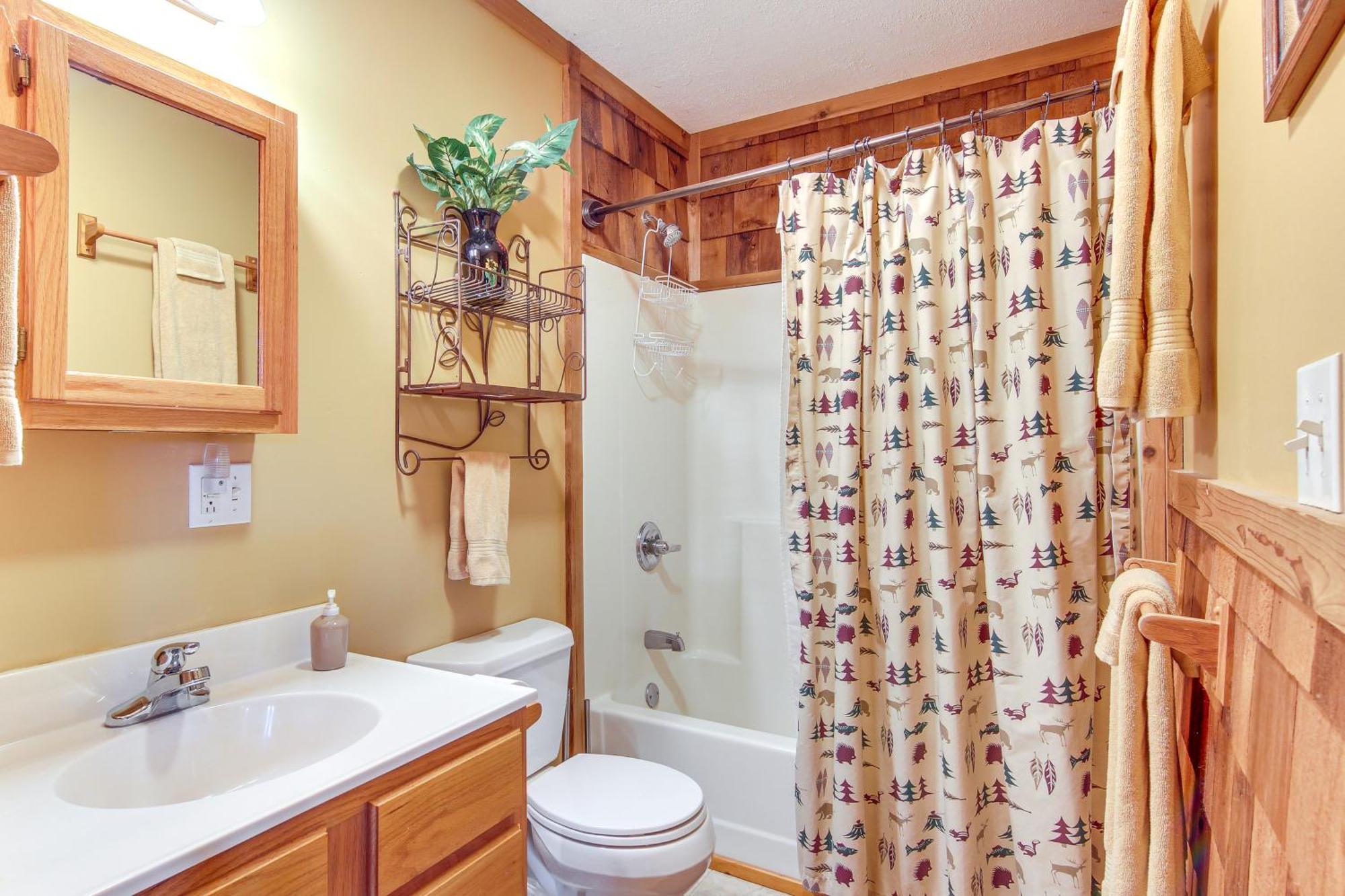 Charming Fox Den Cabin In Whittier With Hot Tub! Екстер'єр фото