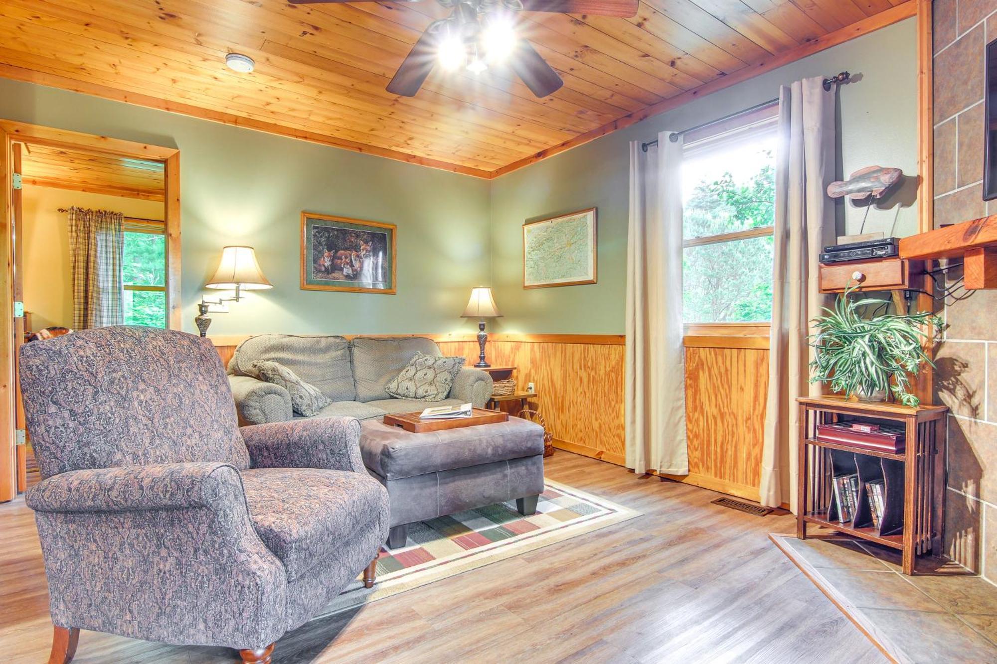 Charming Fox Den Cabin In Whittier With Hot Tub! Екстер'єр фото