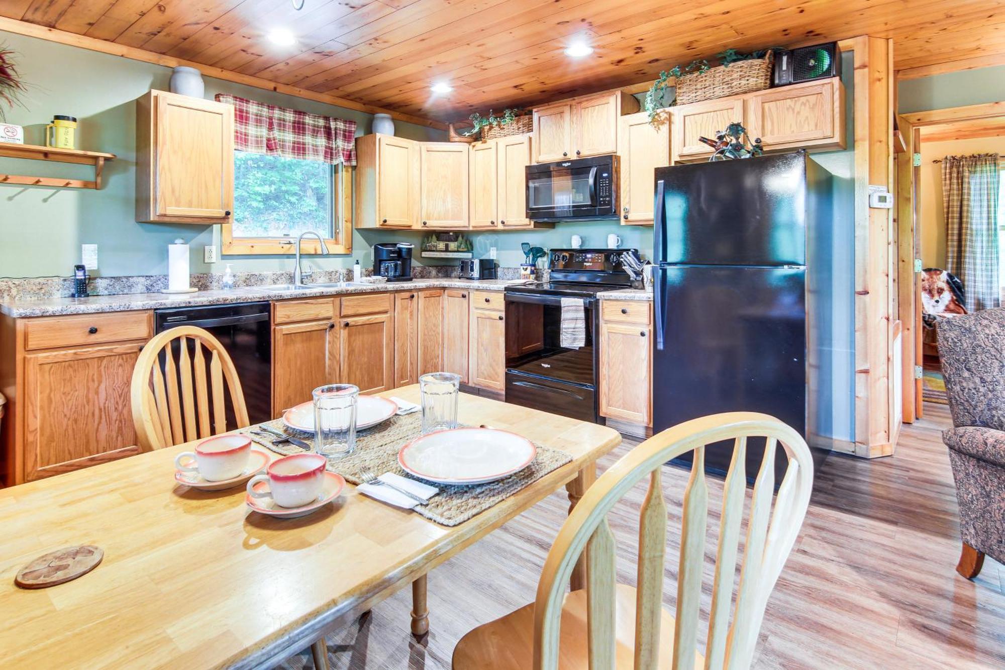 Charming Fox Den Cabin In Whittier With Hot Tub! Екстер'єр фото